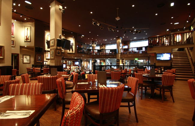 Hard Rock Cafe Manchester sin colas - Foto 3