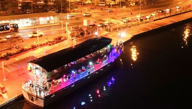 Cartagena Boat Trip + Show & Dinner - Foto 1
