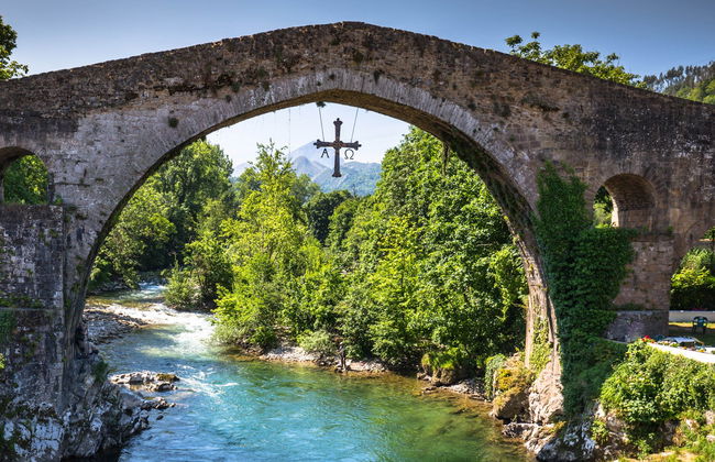 Excursión a los lagos de Covadonga, Cangas de Onís y Lastres - Foto 3