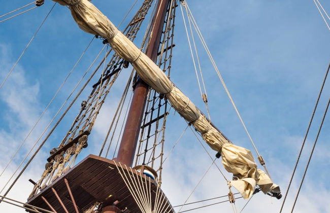 Paseo en barco al Muelle de las Carabelas - Foto 3