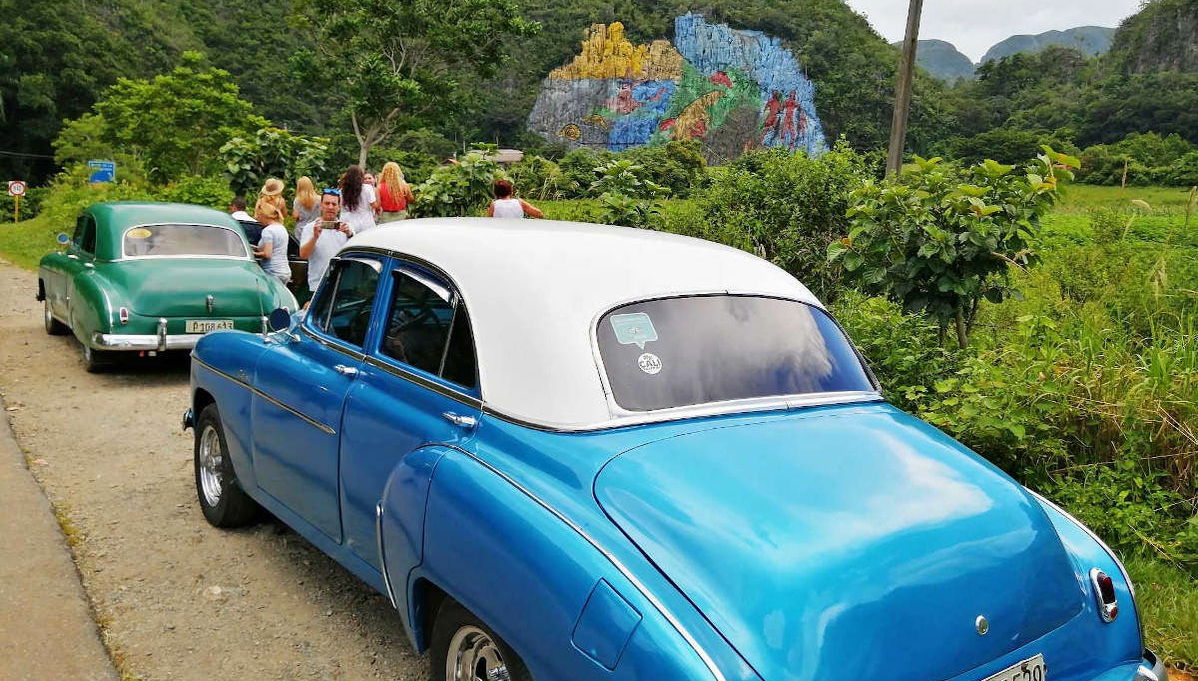 Excursão privada ao Valle de Viñales de carro clássico - Foto 1