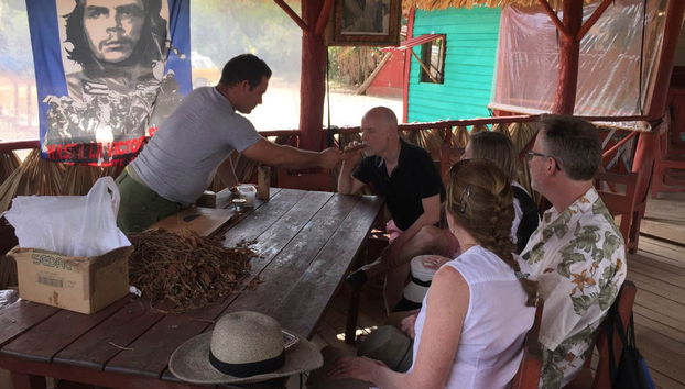 Viñales Valley Private Tour by Classic Car - Foto 4