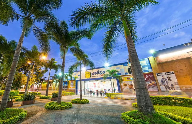 Tour dello shopping negli outlet di Cali - Foto 1
