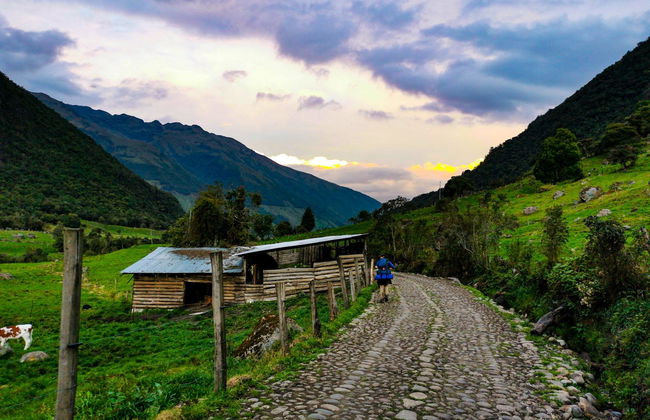 Trilha pelo Parque Nacional Cajas - Foto 2