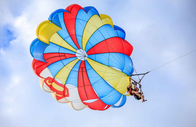 Parachute ascensionnel à Boracay - Photo 1