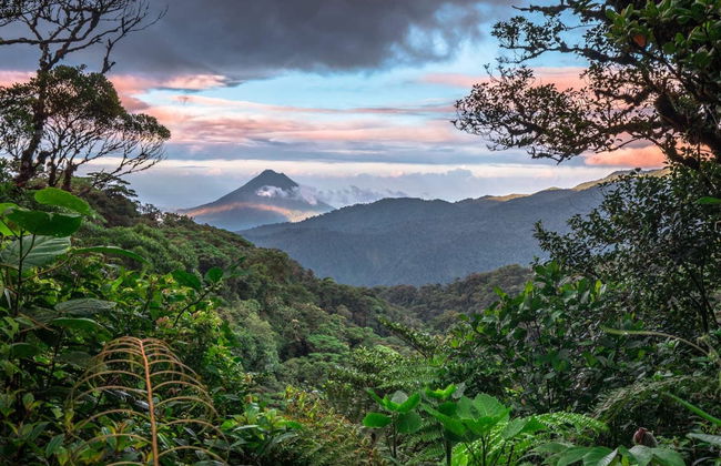 Tour en quad por el Parque Nacional Volcán Arenal - Foto 2