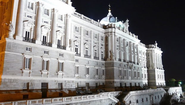 Big Bus Open-Top Night Tour - Photo 4