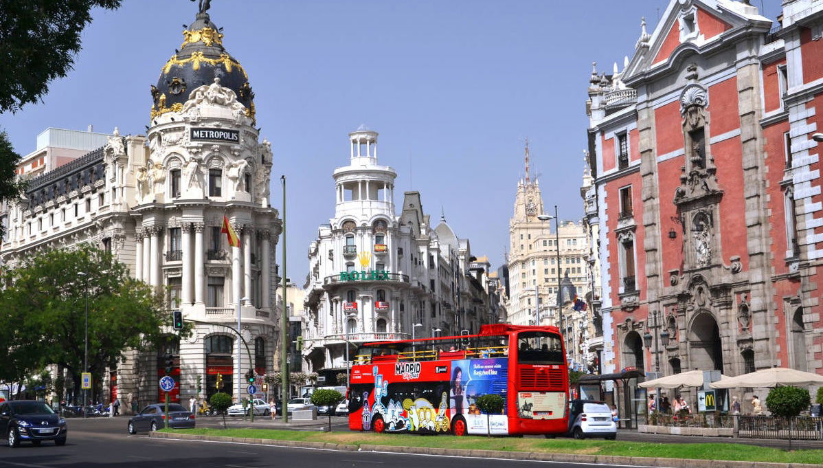 Madrid Sightseeing Bus - Photo 1