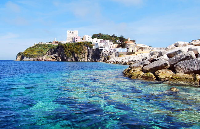 Escursione a Ponza e giro in barca - Foto 1