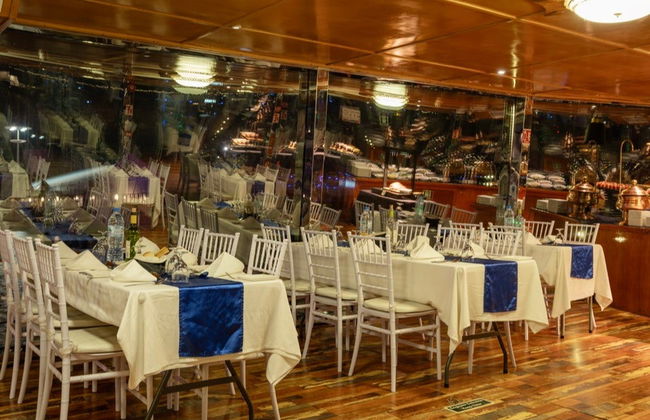 Crucero con cena por la isla de Yas - Foto 3