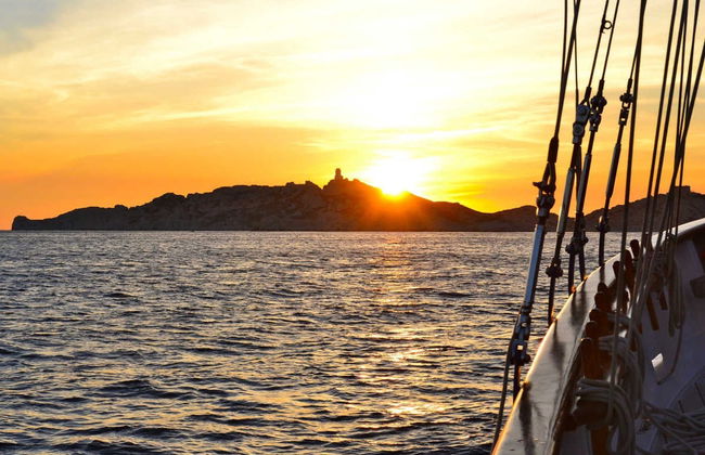 Paseo en velero al atardecer con cena - Foto 2