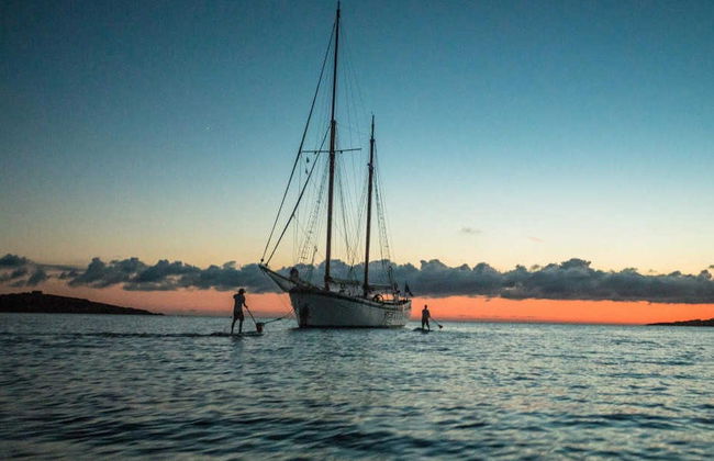 Paseo en velero al atardecer con cena - Foto 3