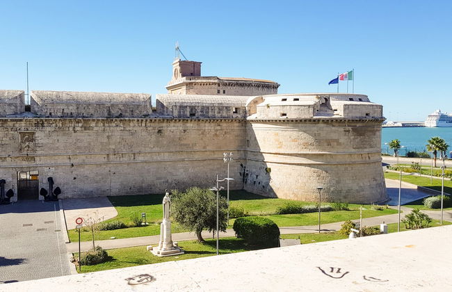 Tour gastronómico por Civitavecchia - Foto 1
