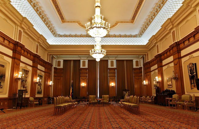 Visita guidata del Parlamento di Bucarest - Foto 2