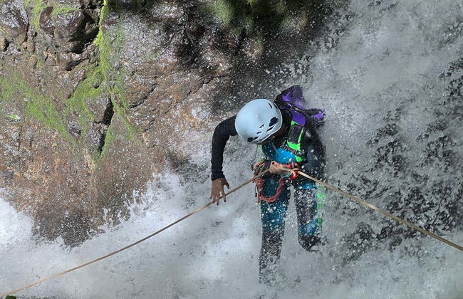 Abseiling in the El Silencio Canyon - Photo 7