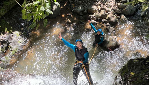 Descente en rappel dans le canyon El Silencio - Photo 2