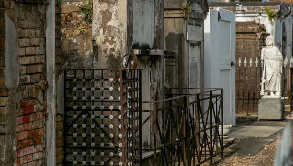 Saint Louis Cemetery Tour - Foto 1