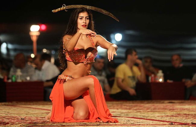 Premium Dubai Evening Red Dune Safari with BBQ Dinner - Photo 6