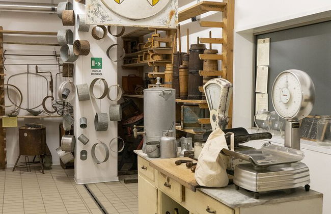 Tour de quesos y ginebras de primera calidad en las colinas de Prosecco. ¡Almuerzo completo! - Foto 7