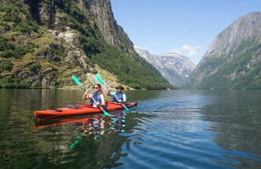 Tour en kayak por el fiordo de Nærøy - Foto 2