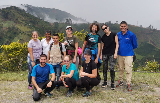 Ruta privada de senderismo al Salto de los Bordones - Foto 2