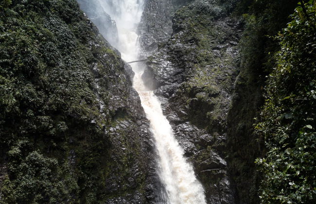 Ruta privada de senderismo al Salto de los Bordones - Foto 4