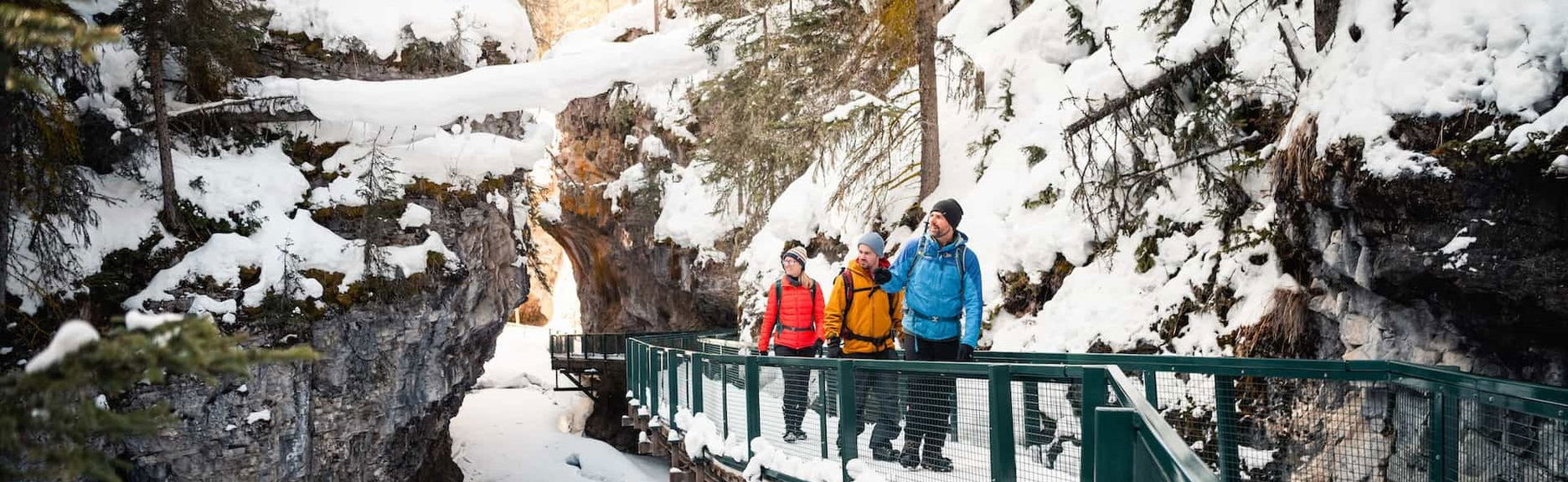 Excursión a las cascadas congeladas del Cañón Johnston - Foto 1