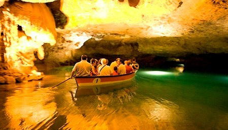 Entrée des grottes de San José