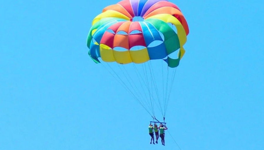 Parasailing en Djerba