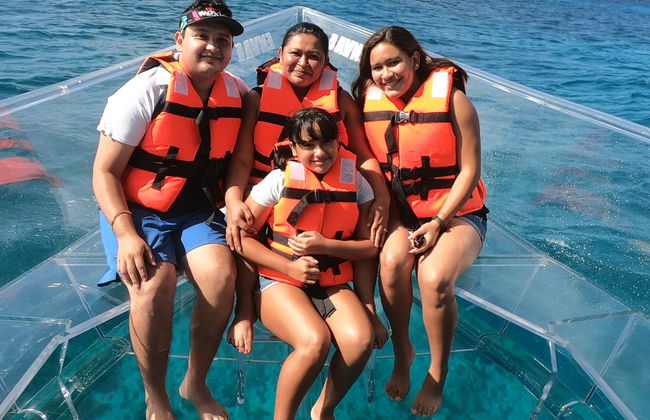 Patinete eléctrico, barco transparente y entrada a un club de playa de Cozumel - Foto 8