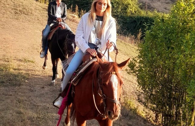 Horseback Riding in the Tuscan Countryside - Photo 1