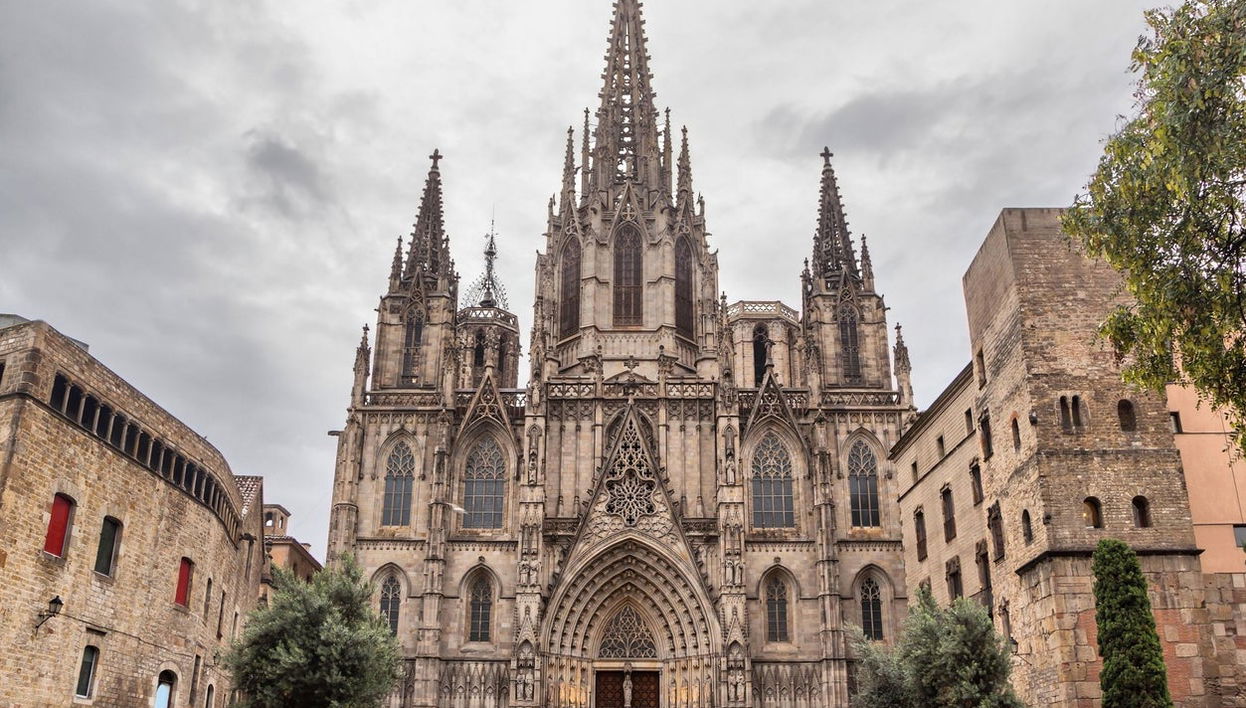 Gothic Quarter Mysteries & Legends Free Tour - Foto 1