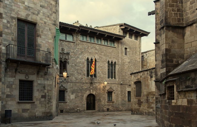 Gothic Quarter Mysteries & Legends Free Tour - Foto 7