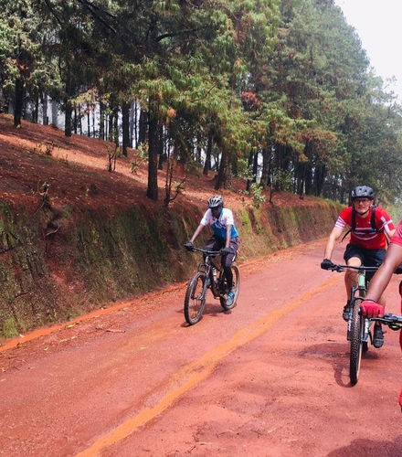 Foto de Tour en bicicleta eléctrica por Kigali