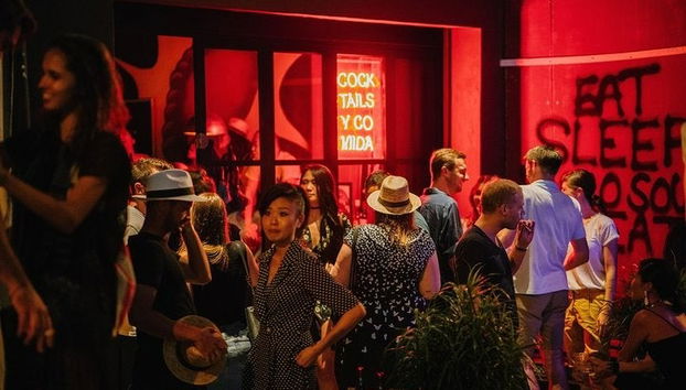 Pub Crawl : tournée des bars dans Erevan - Photo 2