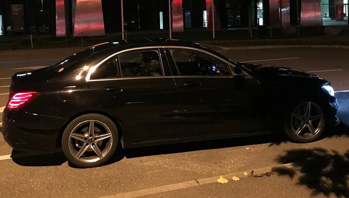 Conductor de taxi privado de la estación de tren de Estrasburgo al centro de la ciudad. - Foto 1