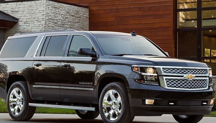 Transferência de chegada em SUV do aeroporto SHJ de Sharjah para a cidade de Sharjah - Foto 1