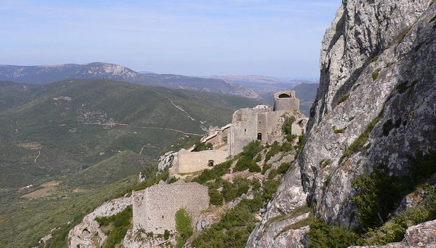 Private day tour to Cucugnan, Quéribus & Peyrepertuse castles. From Carcassonne. - Foto 3