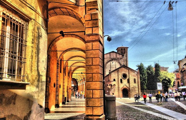 Bologna Food & Cultural Walking Tour - Photo 3