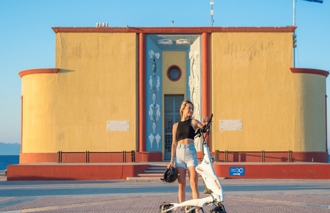 Experiencia Trikke - Descubra los lugares de interés de la ciudad de Rodas en 1 hora - Grupo pequeño - Foto 6