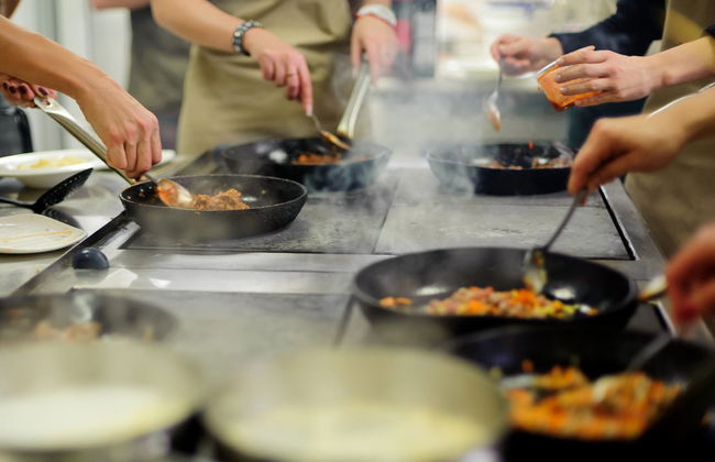 Cooking Class + Market Tour - Foto 5