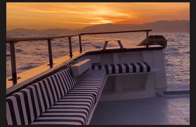 Paseo en barco al atardecer por la bahía de Palma - Foto 2