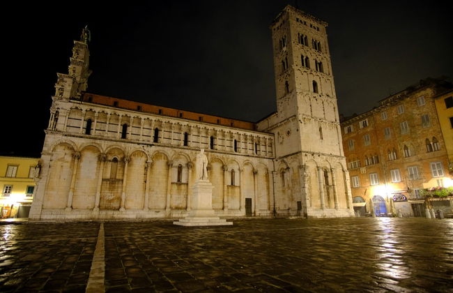 Tour nocturno por Lucca - Foto 2