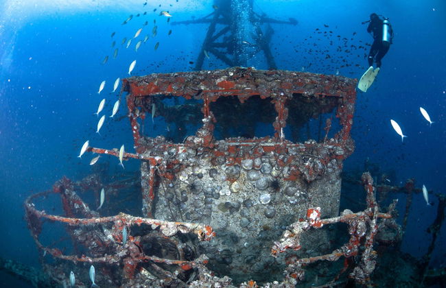 Buceo en el naufragio HTMS Chang - Foto 3