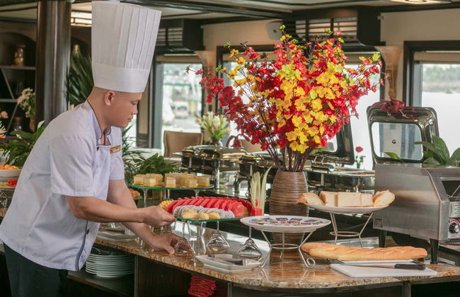 Crucero de 2 días por la bahía de Ha Long - Foto 10