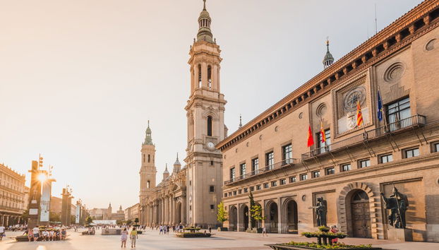 Juego de pistas en Zaragoza: Búsqueda del tesoro - Foto 3