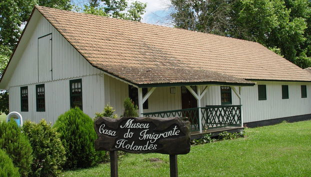 Carambeí + Castrolanda Tour - Photo 3