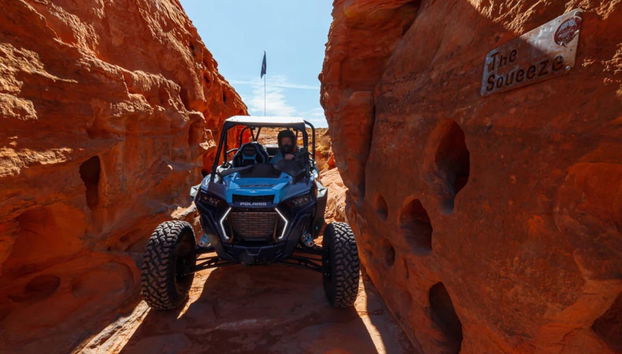 Driving the buggy along West Rim