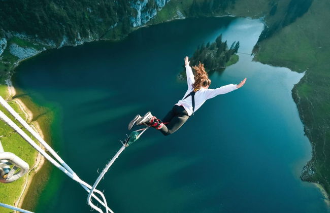 Bungee Jump Stockhorn - Photo 3