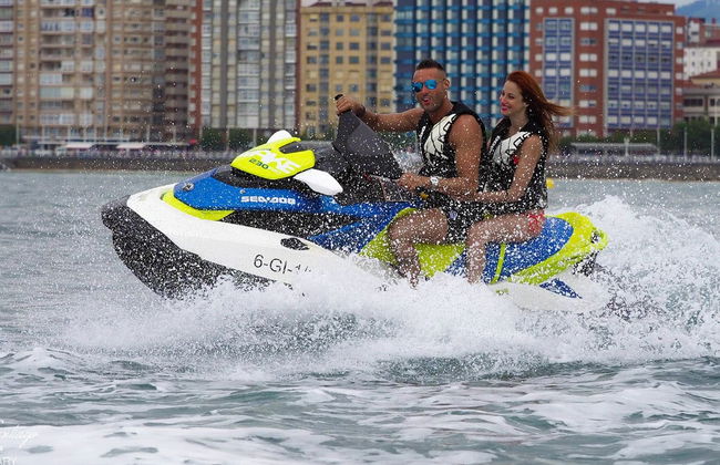 Tour in moto d'acqua a Gijón - Foto 1